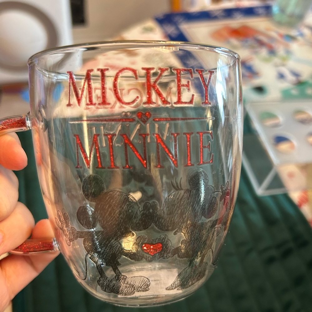 Disney Mickey and Minnie glass mug NWOT